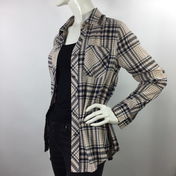 Doe & Rae Plaid Button Up Top Size S - Picture 8 of 16